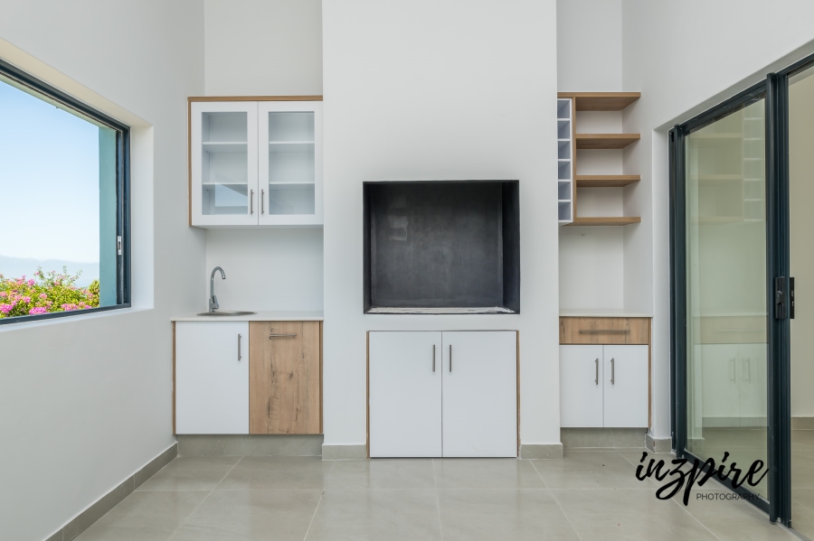 3 Bedroom Property for Sale in Dana Bay Western Cape